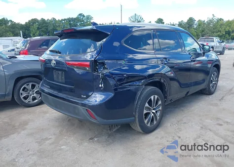 2022 Toyota Highlander Xle from USA, damaged, VIN 5TDHZRAH2NS113471